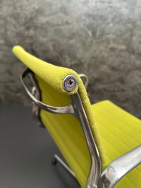 Vitra EA108 Alu Chair Hopsack Grün Designklassiker Vitra Büro - Bild 6