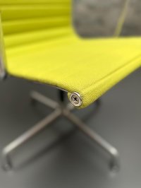 Vitra EA108 Alu Chair Hopsack Grün Designklassiker Vitra Büro - Bild 7