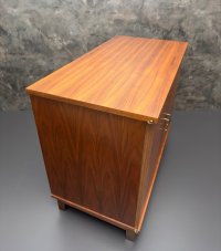 Schöne Vintage Kommode mit Flügeltüren Mid-Century Kommode Retro - Bild 10