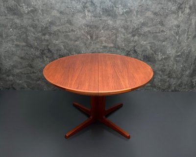 Runder Teak-Esstisch Bernhard Pedersen & Søn Ø121