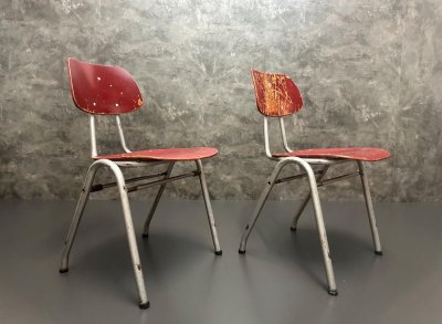 2 Vintage Stapelstühle 70er Jahre Stahlrohr grau